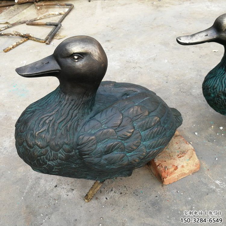 銅鴨子雕塑廠家,仿古工藝,公園廣場(chǎng)動(dòng)物擺件 (3) 銅鴨子雕塑廠家,仿古工藝,公園廣場(chǎng)動(dòng)物擺件 (3)