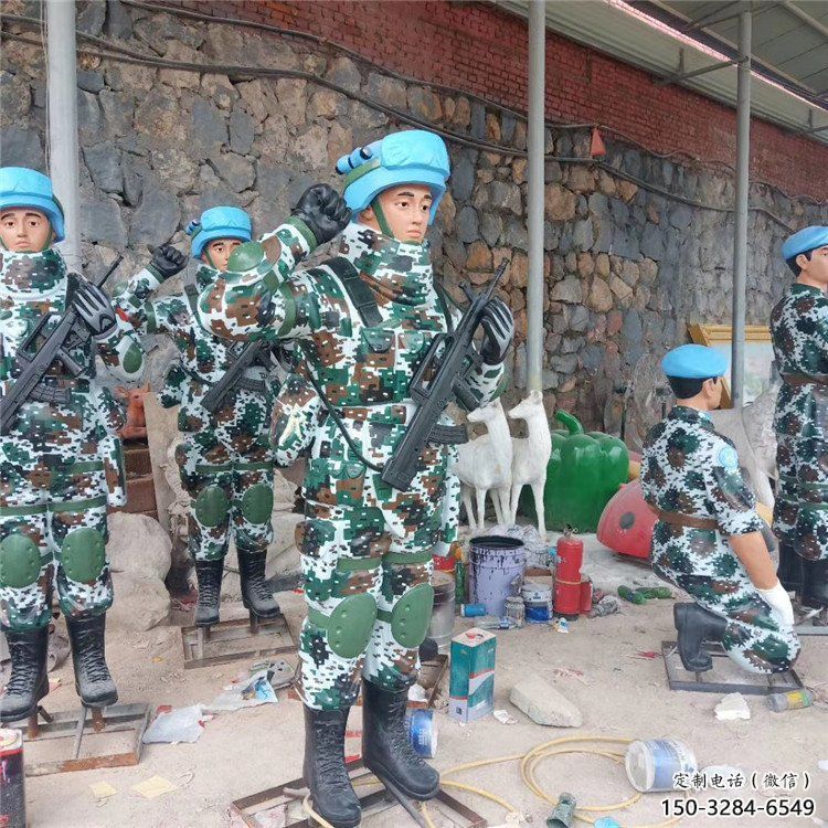 鑄銅武警雕塑 黃銅警察雕塑 步行街戰(zhàn)士雕塑