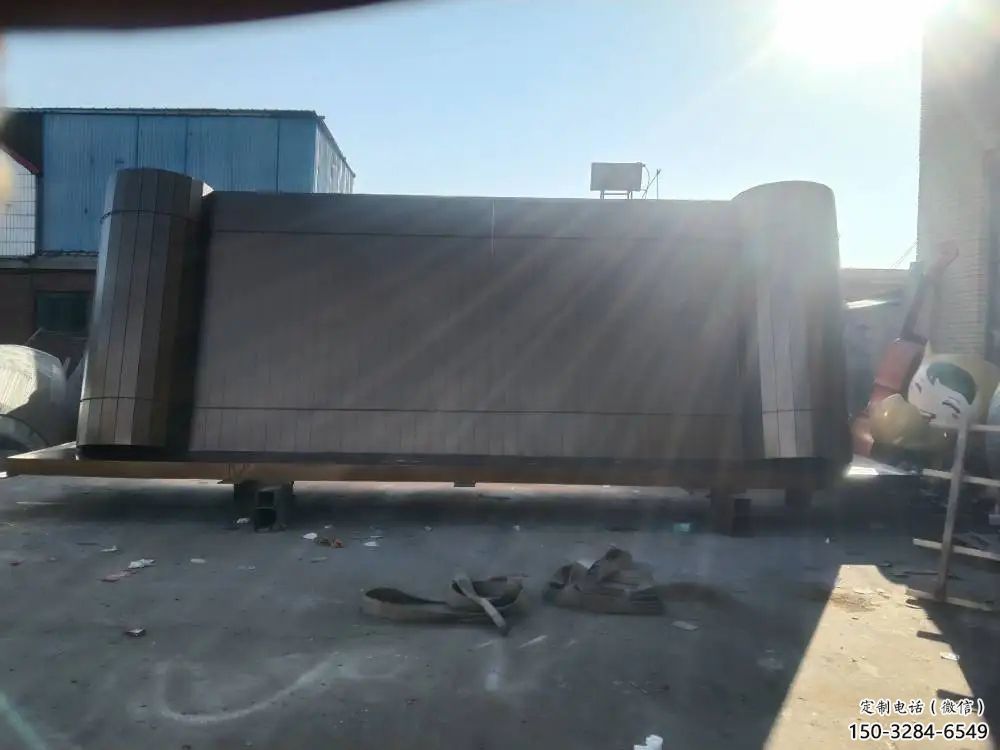 烤漆書簡雕塑 鋼管書雕塑 室內(nèi)標(biāo)識雕塑