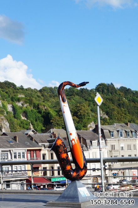 大型薩克斯雕塑 鍛造發光樂器雕塑 房地產西方樂隊雕塑