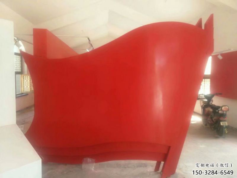 小區(qū)旗幟雕塑，拉絲黨建雕塑，抽象效果