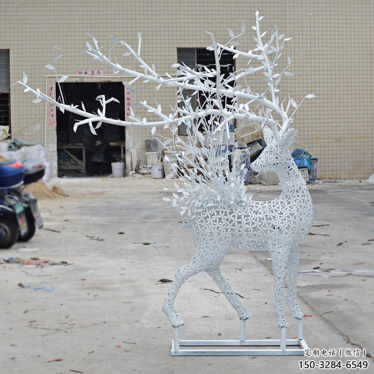 鏤空梅花鹿雕塑標準，彩鋼制作，鏤空工藝動物雕塑優價