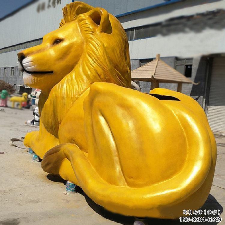臥式玻璃鋼彩繪獅子雕塑，動物仿真效果