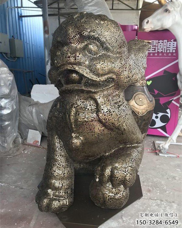 透雕獅子雕塑精品，鏤空編織工藝，不銹鋼獅子雕塑供求