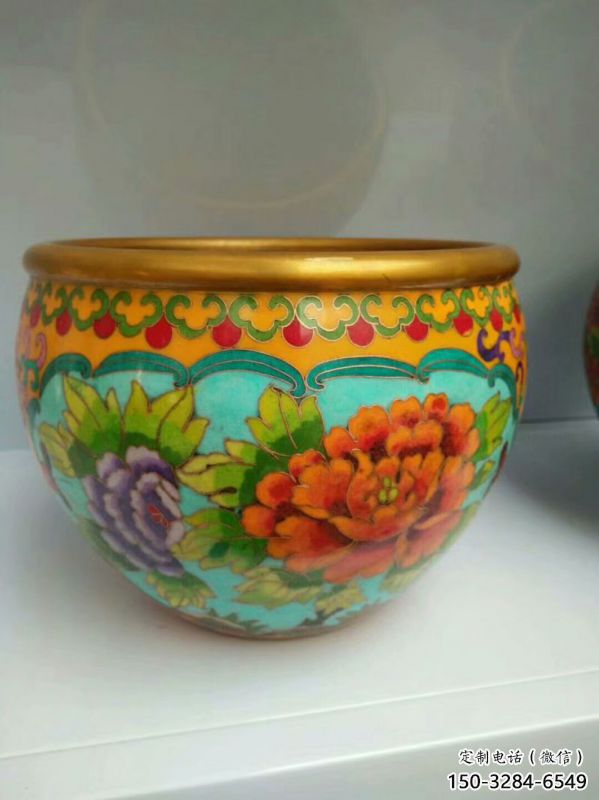 彩繪吉祥銅缸雕塑