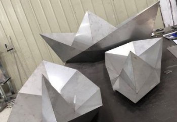 紙船雕塑承接，鋼管組合，室外折紙船雕塑特供
