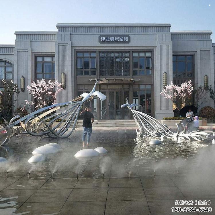 孔雀景觀雕塑常用，酒店擺件，水景不銹鋼孔雀雕塑廠
