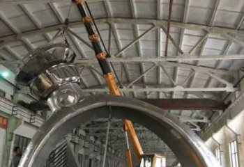 戒指環(huán)雕塑服務商，美陳雕塑，戒指環(huán)雕塑訂做