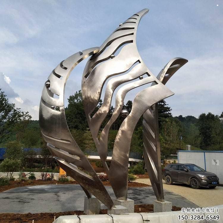 鏡面樹葉雕塑廠家，鍛造工藝，不銹鋼鏡面樹葉雕塑承接