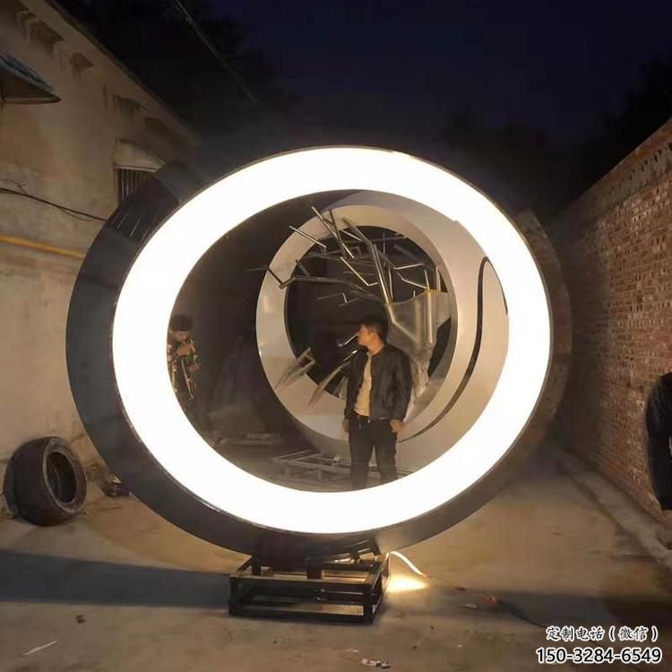 圓環(huán)雕塑制造商，城區(qū)小品，不銹鋼圓環(huán)雕塑制作定制