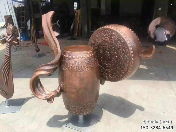 銅鼓雕塑專(zhuān)供，美陳雕塑，社區(qū)銅鼓雕塑預(yù)定