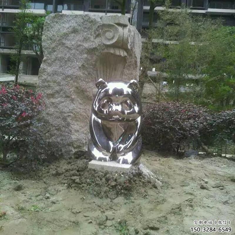 蘭州熊貓雕塑服務(wù)商，動物美陳雕塑，不銹鋼熊貓雕塑廠家