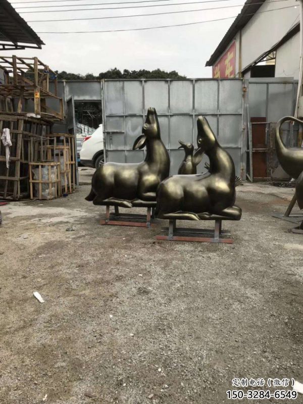 張掖小鹿雕塑選用，鍛造工藝，藝術(shù)抽象銅鹿雕塑標(biāo)準(zhǔn)