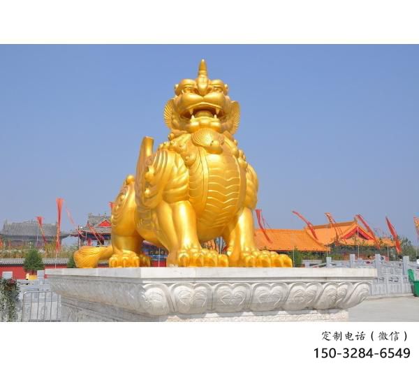 廣安廣場(chǎng)貔貅雕塑，動(dòng)物彩繪雕塑，抽象效果