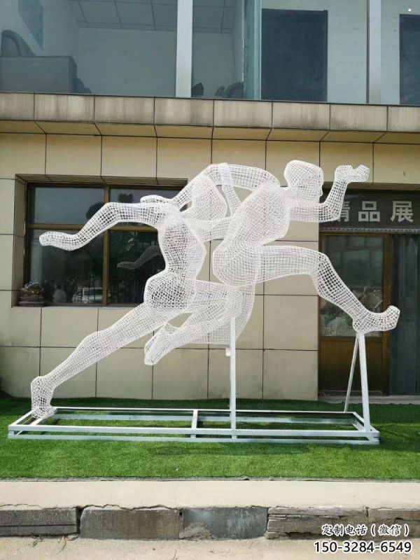 嘉黎鏤空跨欄雕塑制造商，透雕雕塑，鐵藝體育人物雕塑供給