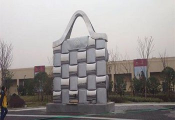 黔江景觀背包雕塑優(yōu)選，陸地?cái)[件，園林不銹鋼背包雕塑供應(yīng)